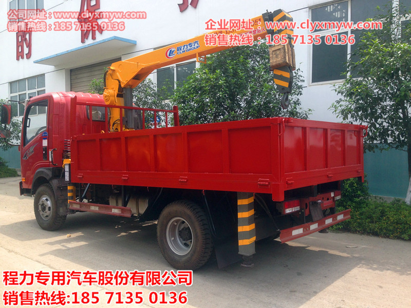 三液晶LA32故障