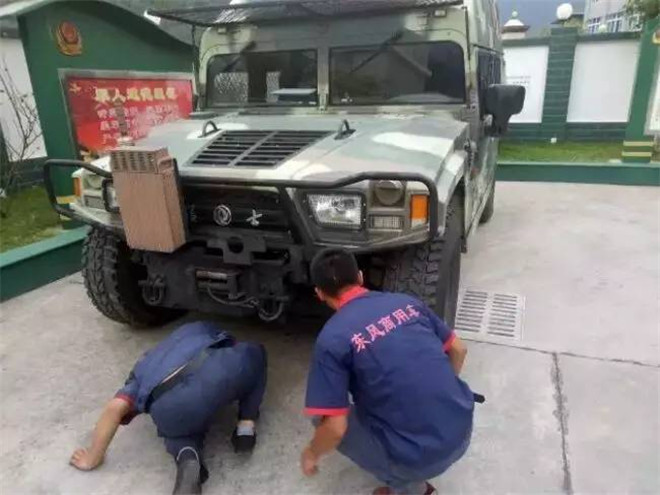 戴爾電腦主機電源一閃一閃