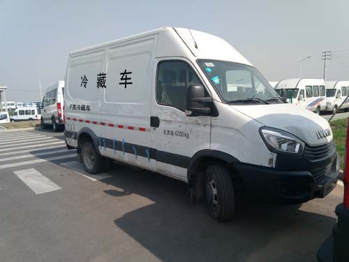 格力空調(diào)柜機(jī)開機(jī)后e1