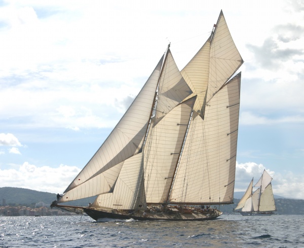 冬天空調(diào)高風更暖和